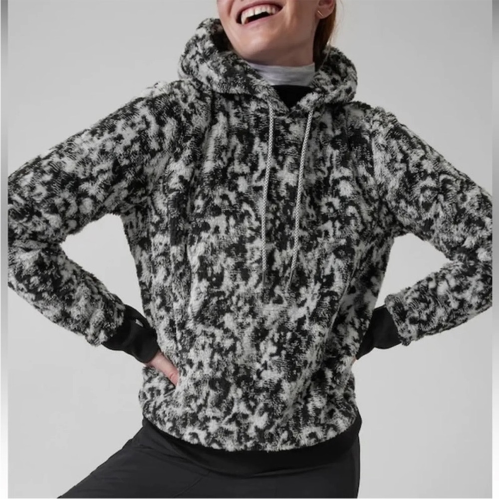 NWOT Athleta Tugga Sherpa Jacquard Hoodie Size Small